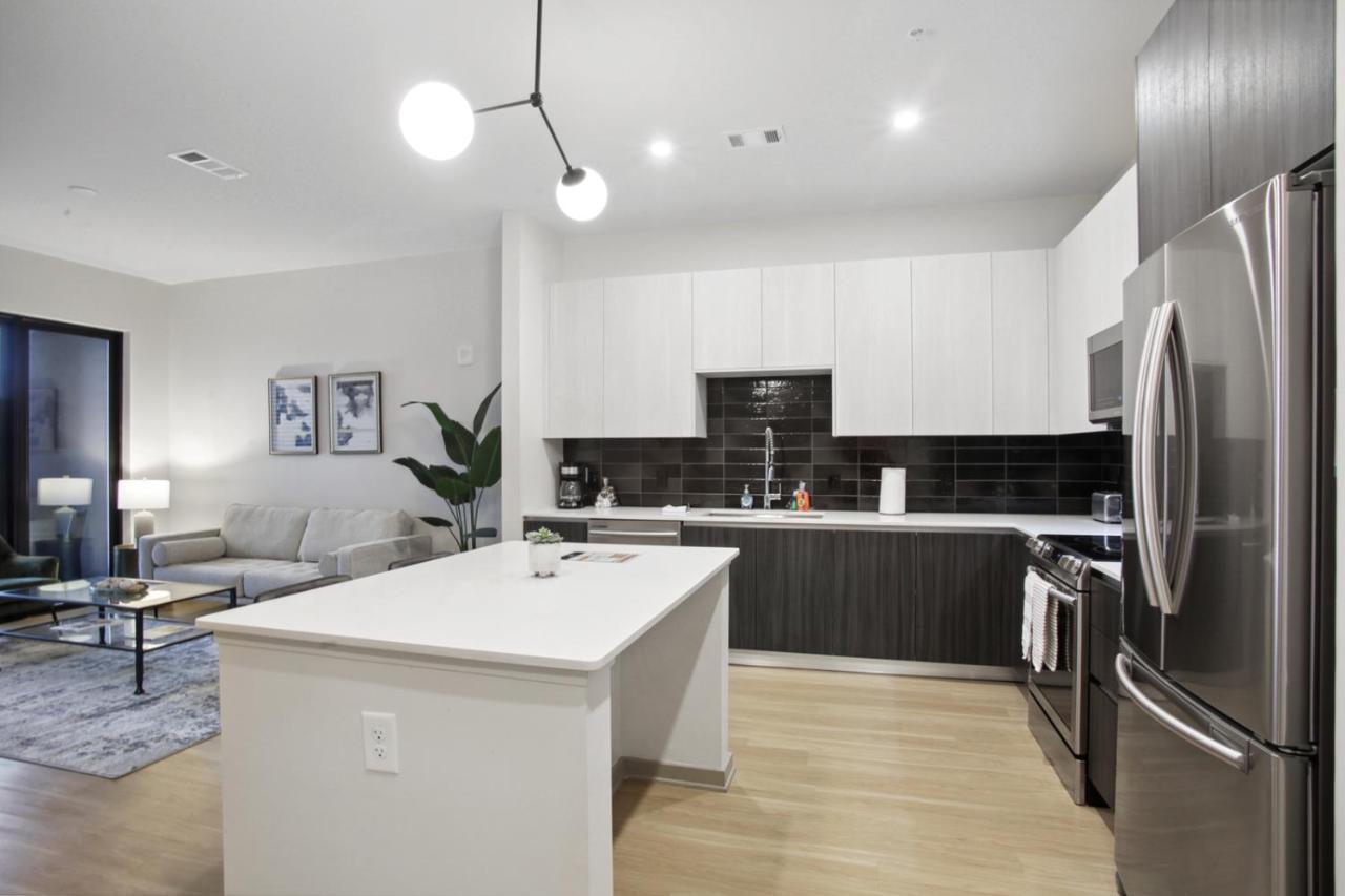 Апартаменты West Midtown Penthouse 2 Bdrm Атланта Экстерьер фото
