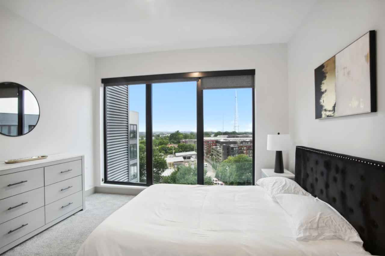 Апартаменты West Midtown Penthouse 2 Bdrm Атланта Экстерьер фото