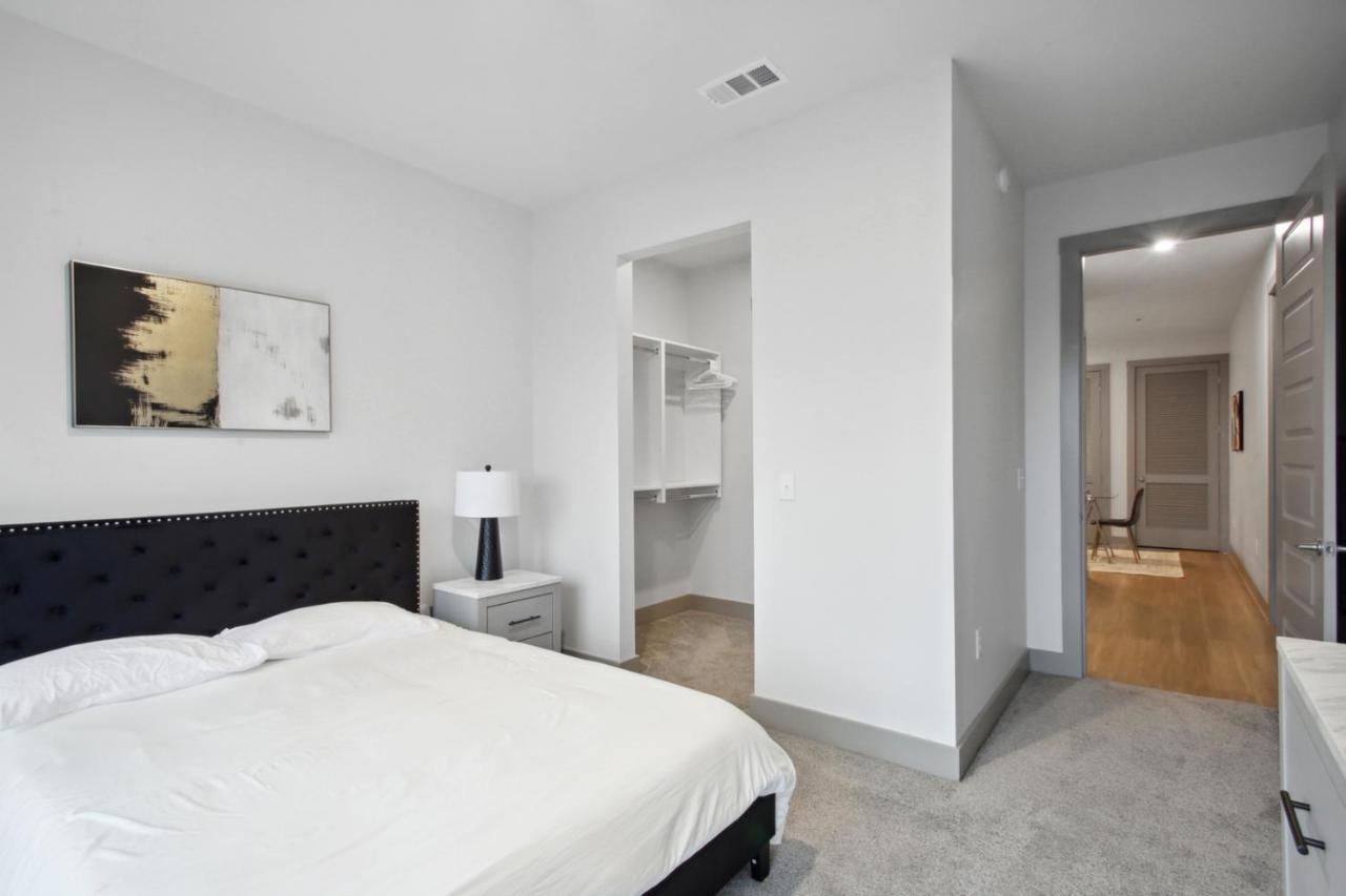 Апартаменты West Midtown Penthouse 2 Bdrm Атланта Экстерьер фото